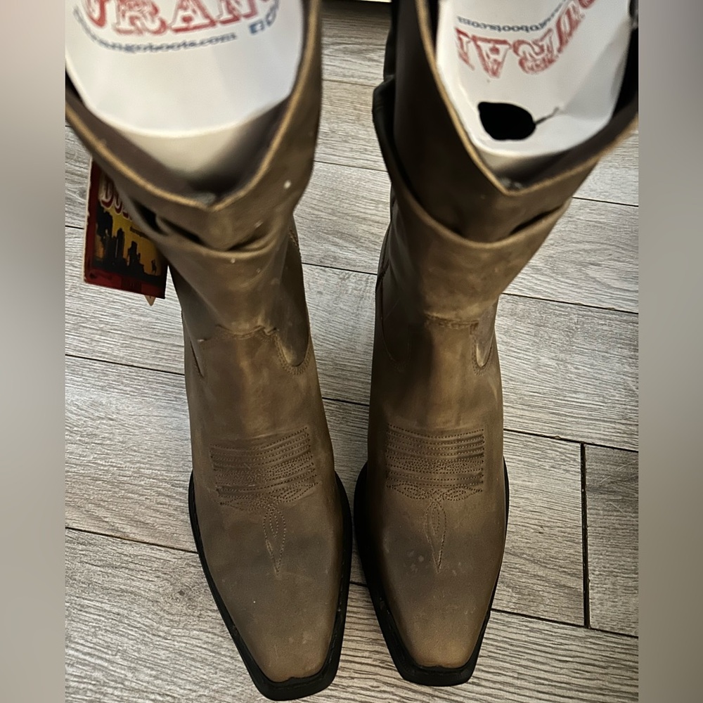 BNIB Women’s Durango Slouch Cowboy Boots Size 9